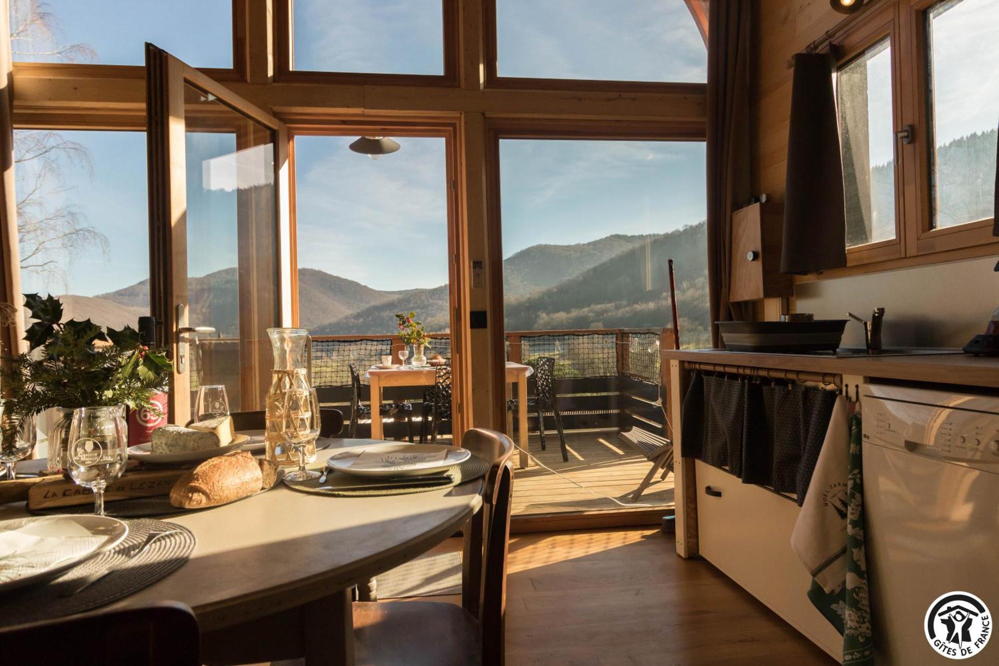 Insolite Pyrenees Holiday home *